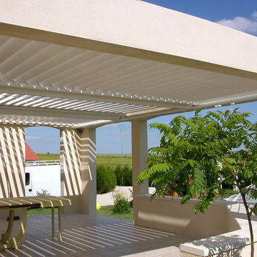 The Solisysteme Bioclimatic Pergola- Residential