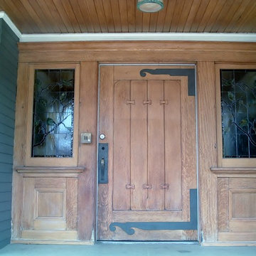 Craftsman Style House Front door side lights