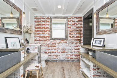 Inspiration for a country bathroom remodel in Orange County