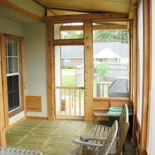 Screened porch/ workshop