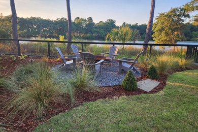 Patio photo in Charleston
