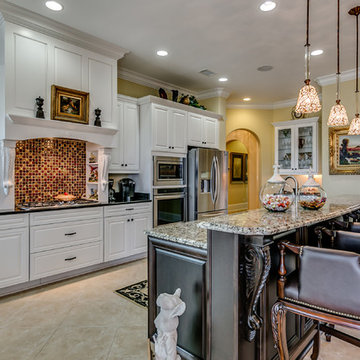 7382 Seville Drive