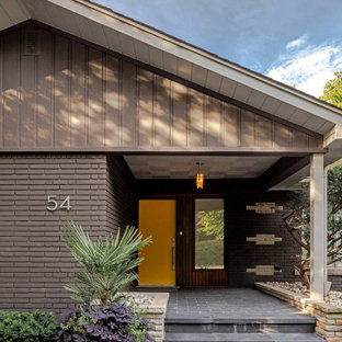 Eklektische Häuser mit Backsteinfassade Ideen, Design & Bilder - August