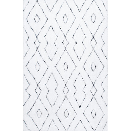 Nuloom Hand Tufted Beaulah Shag Contemporary Area Rug, White 6'x9'