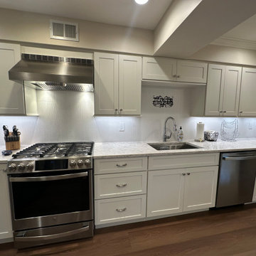 Beautifully Spacious Kitchen