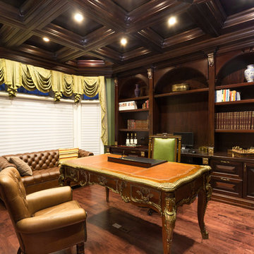 Custom Woodwork Office and Closet