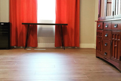 Dining room - dining room idea in Sacramento