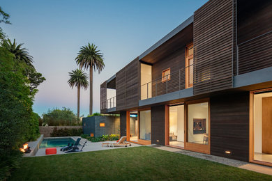 Exterior home photo in Los Angeles