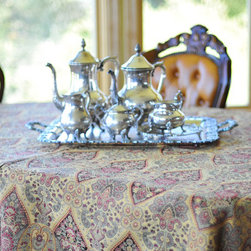 Dinning & Accessories - Tablecloths