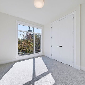 26 ave duplex
