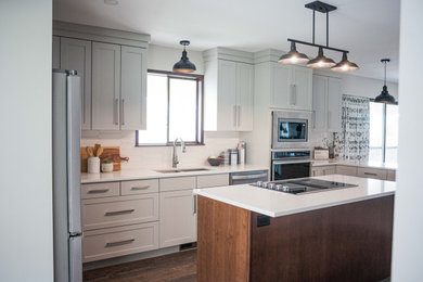 Minimalist kitchen photo in Vancouver