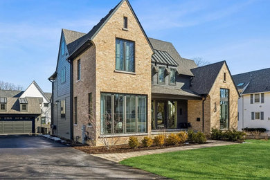 Inspiration for an exterior home remodel in Chicago