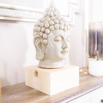 Entryway Table Decor