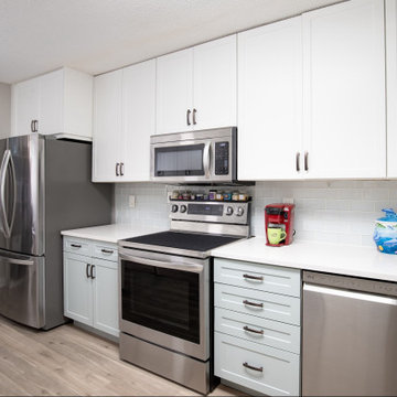 Kitchen Remodel Done in a Subtle Two-Tone Color