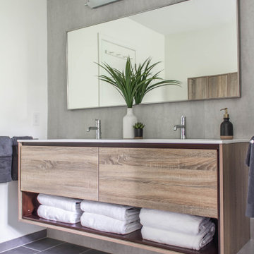Modern Bath