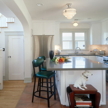 Custom Kitchen Cabinets