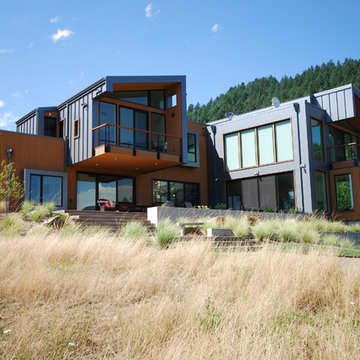 Oregon Spencer Butte Residence Landscape