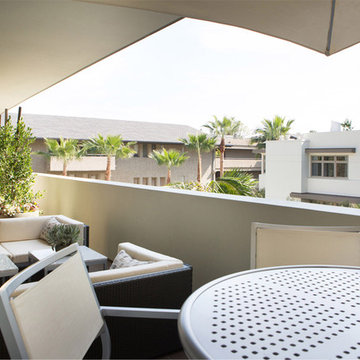 Contemporary Pasadena Condo Patio