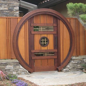 Moon Gate, Moon Window and wide board Japanese Fencing in San Diego