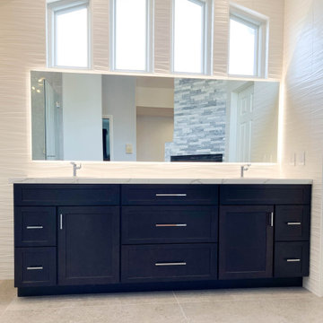 Contemporary Coastal Master Bathroom | Costa Mesa