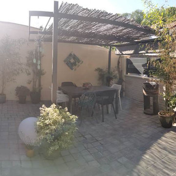 Aménagement d'une terrasse dans un jardin
