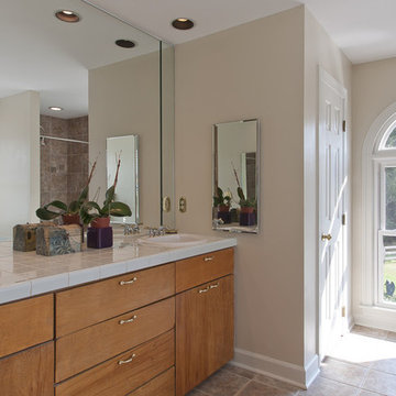 Master Bath with Exquisite Counter tops and Ceramic Tile at 307 Bacon RD Rougemo