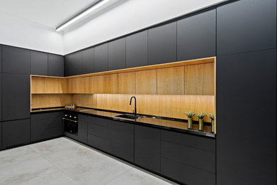Inspiration for a modern kitchen remodel in New York