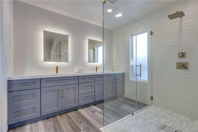 Minimalist bathroom photo in Orange County