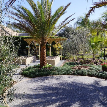 Four Seasons Edible Outdoor Living Space