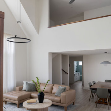Lakeview Residence - Near New Rebuild