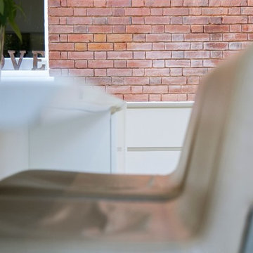 CLEAN LINES WITH INTUO KITCHEN DESIGN