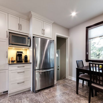 St. James Transitional Kitchen