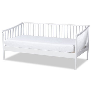 Bowery Hill Traditional Wood Twin Size Spindle Daybed in White