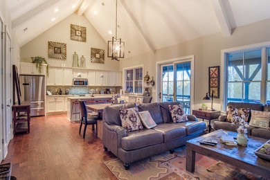 Elegant home design photo in Other