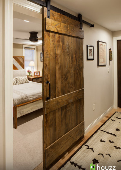 Rustikt Gang by Catherine Renae Thomas Design Co.