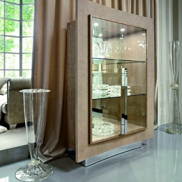 Luxurious Italian Dining Room