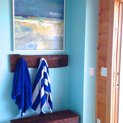 Reclaimed barnwood bench and towel rack - Products