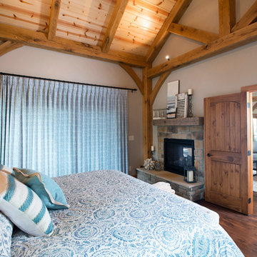 Beautiful lakefront Timber Frame
