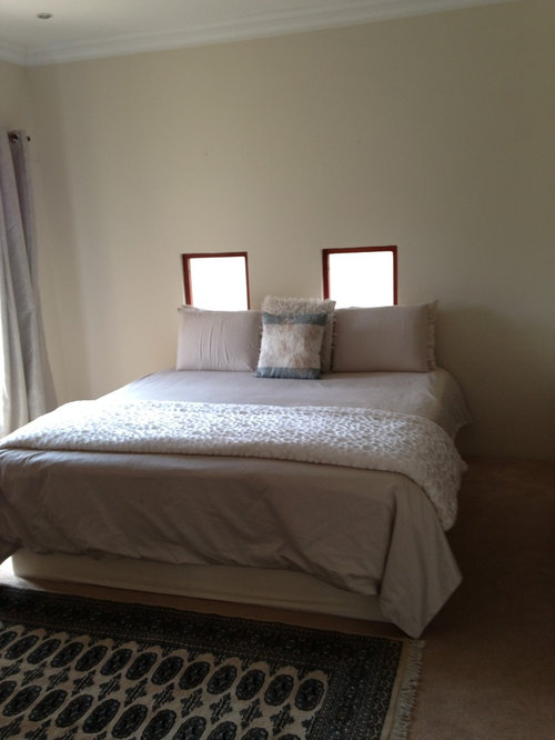 small window above bed