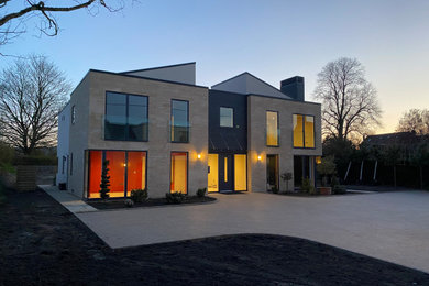 Photo of a contemporary home in Wiltshire.
