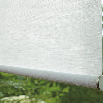 Hunter Douglas Alustra® Woven Textures® Roller Shades