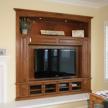 Entertainment Centers & Built-in Niches