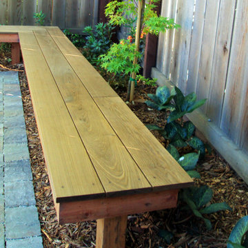 Dining area perimeter bench