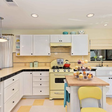 Sunny Yellow Retro Kitchen