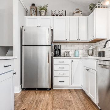 Traditional Kitchen Remodel Done in a Shaker Door