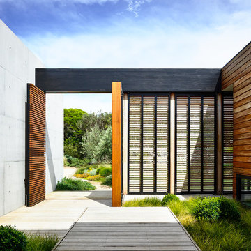 Blairgowrie Coastal Home & Landscape