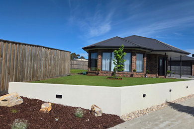 This is an example of a traditional exterior in Melbourne.