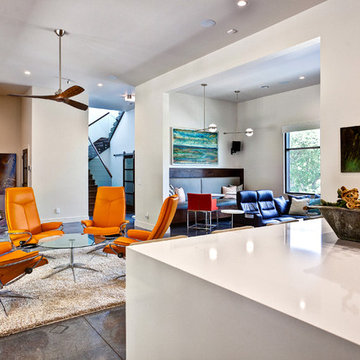 Modern Weekend Home w/ Contemporary Furnishings
