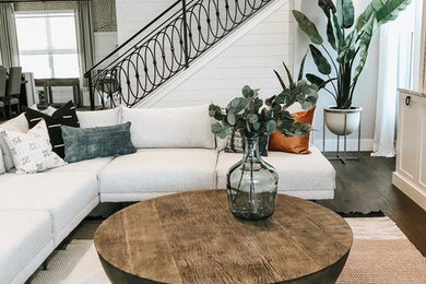 Inspiration for an eclectic living room remodel in Miami