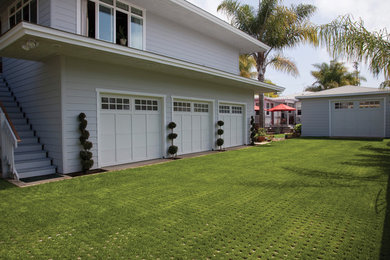 Design ideas for a contemporary landscaping in San Diego.